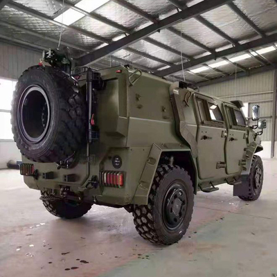 China DONGFENG Offroad-militärisches kugelsicheres Kommandofahrzeug 4x4 Dieselmotor 300 PS