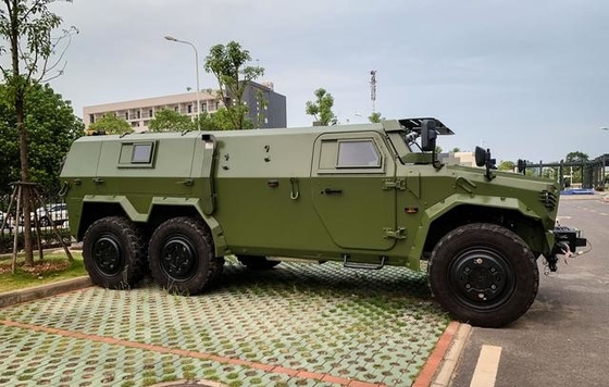 China Defend Bulletproof Custom Off Road Militärfahrzeug 6x6 300 PS Schlachtfeldausrüstung