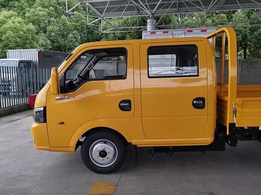 DONGFENG Leichter Fracht-LKW Doppelkabinen-Reihen-LKW-Ladefläche Fracht beleuchtet 90 PS Dieselmotor