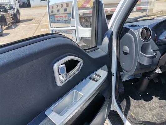 DONGFENG New Energy Electric Delivery Truck 66,8 kWh Reichweite 250 km mit ABS-Hydraulikbremse