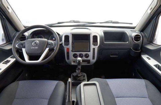 Dongfeng EEC New Energy Electric Truck 2 Sitze 66,8 kWh Batterie R15 Reifen