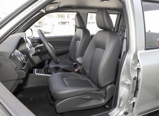 Vierzylinder4 Ladetank des Tür-Kleintransporter-4WD 5 der Sitz2.4l der Verschiebungs-1.4m