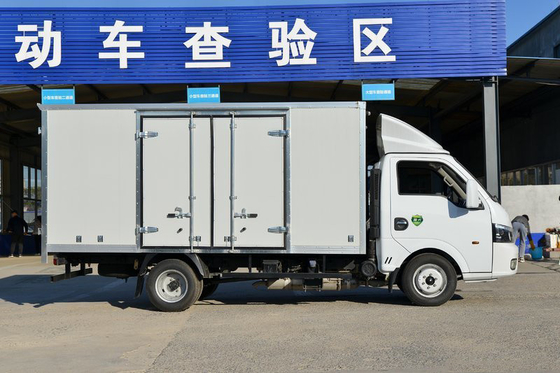 Isuzu Engines 3.4M Light Cargo Trucks 4x2 Emission des Antriebsrad-Euro-2 des Euro-4