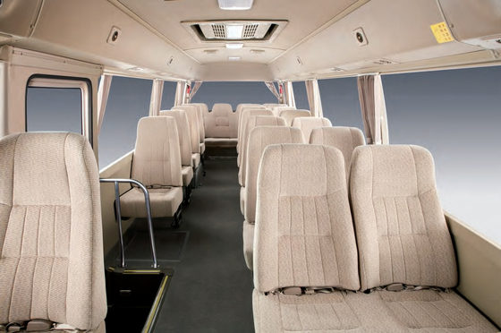 Geschäfts-Aufnahme-touristischer Shuttle-Bus 6m 21 Sitzdieseltransport